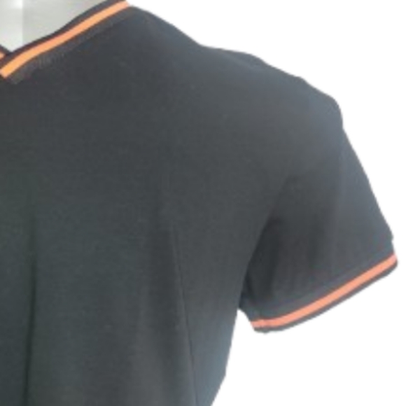 Shirt - Picture 3 of 4